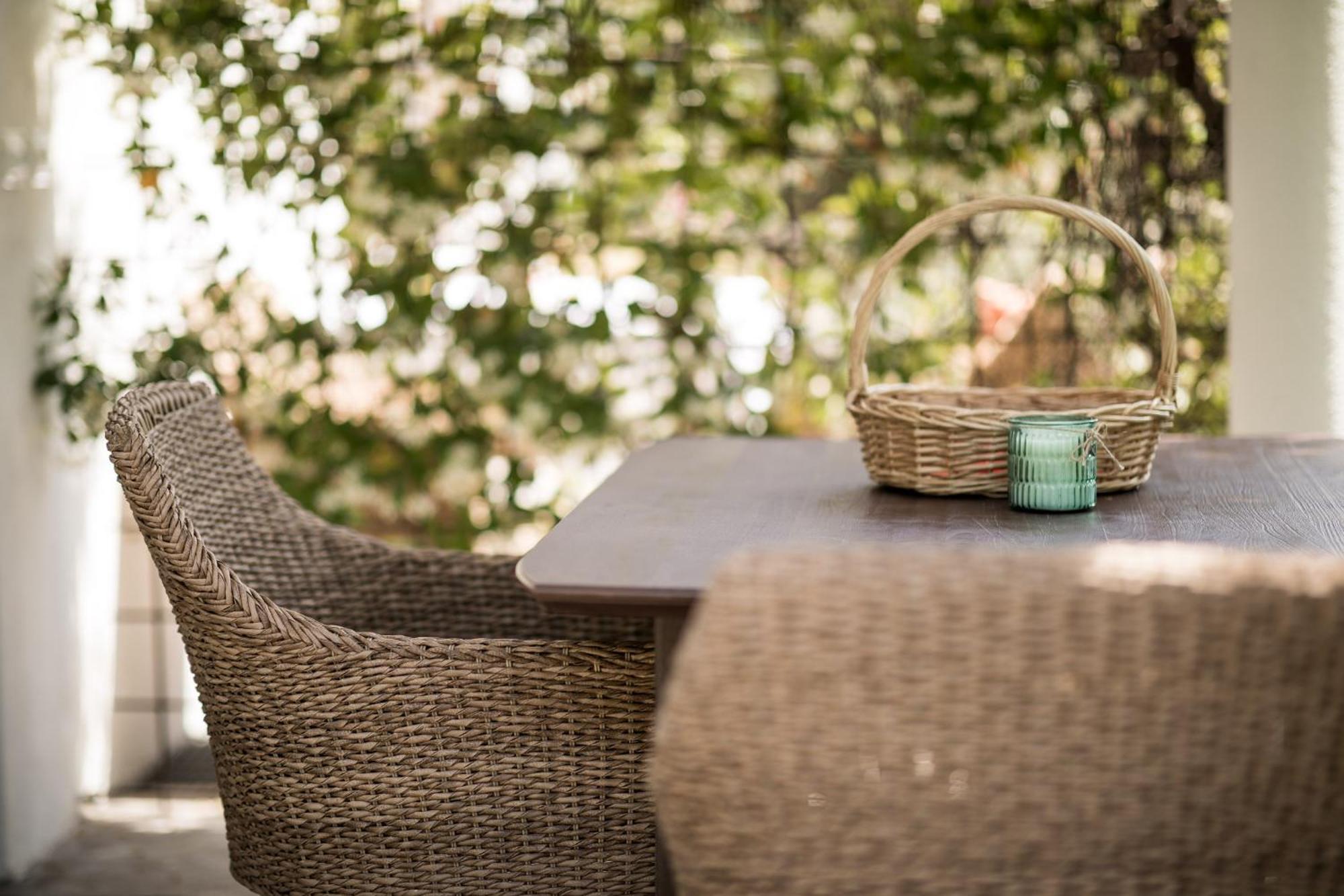 Weingut Weidlhof - Suite & Breakfast - Vacation For Wine Lovers Caldaro Luaran gambar