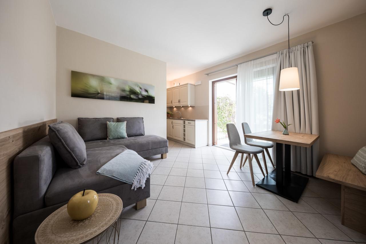 Weingut Weidlhof - Suite & Breakfast - Vacation For Wine Lovers Caldaro Luaran gambar